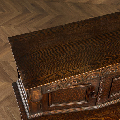 英国 クラシック コートカップボード