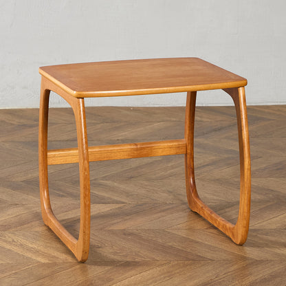 Burlington ネストテーブル