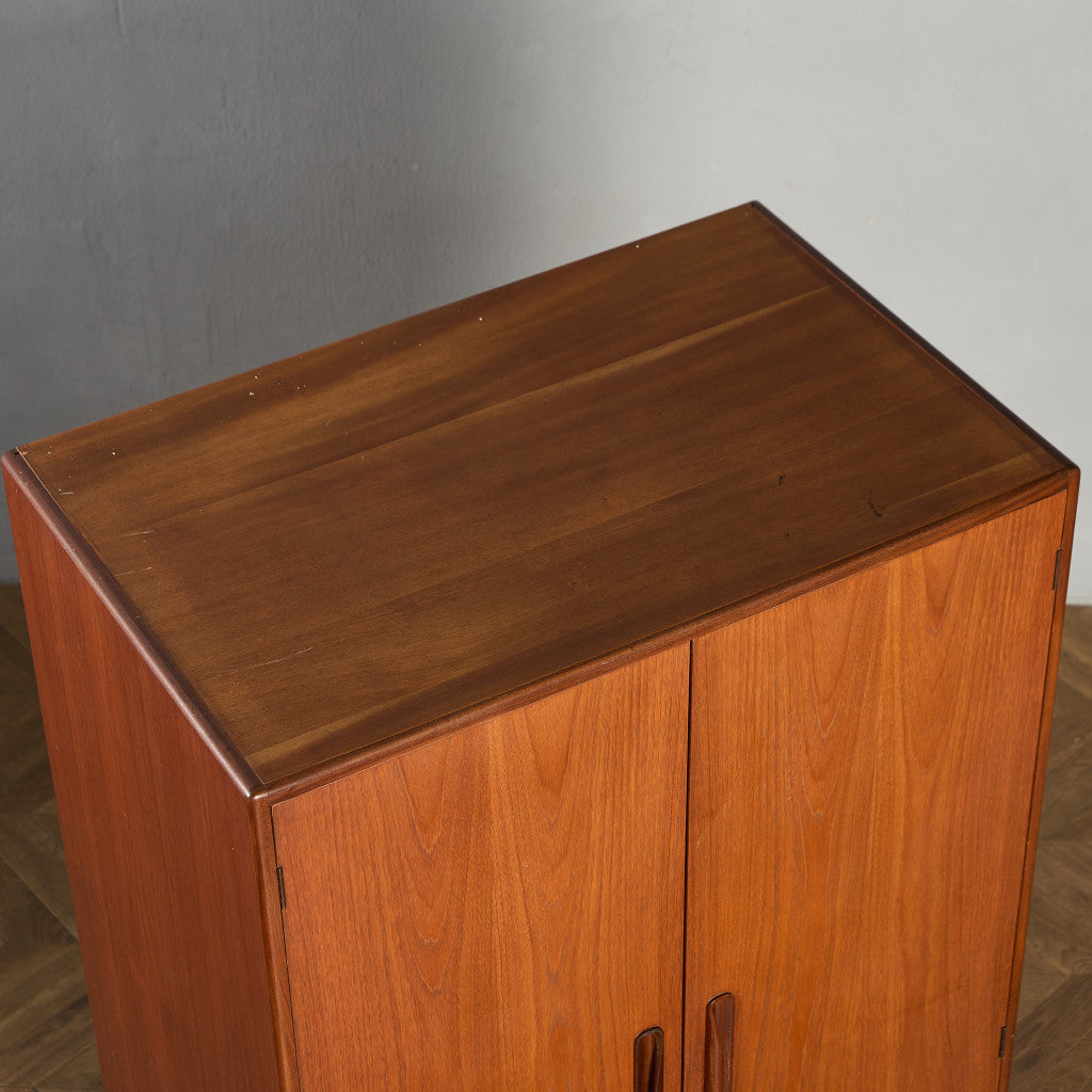 Fresco 2ドア ワードローブ (2100D)