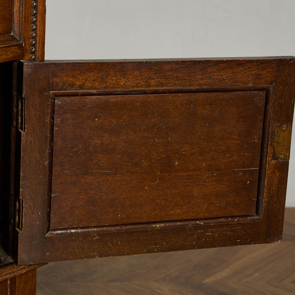 英国 クラシック ウェルシュドレッサー  食器棚