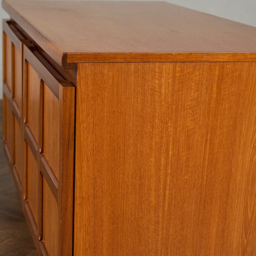 ネイサン Nathan ヴィンテージ AVボード #91756