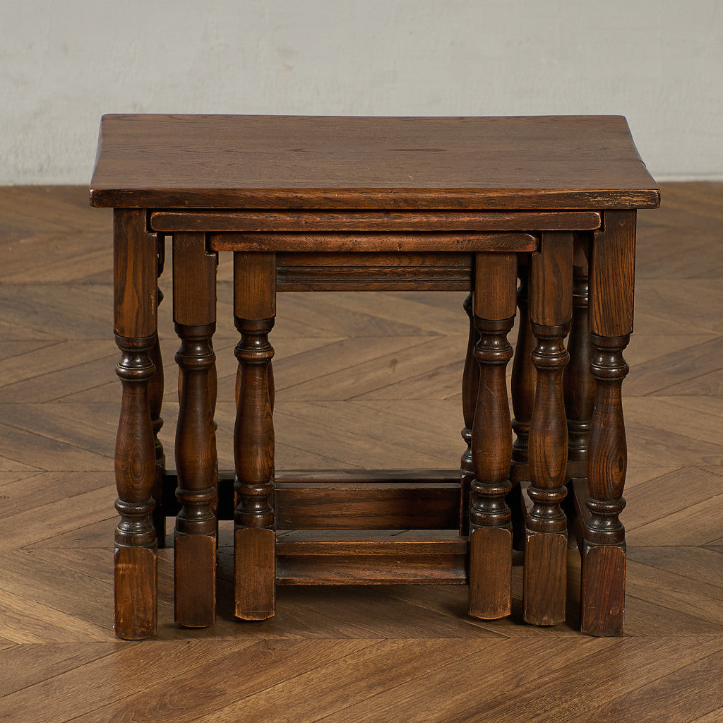 英国 クラシック オーク材 ネストテーブル