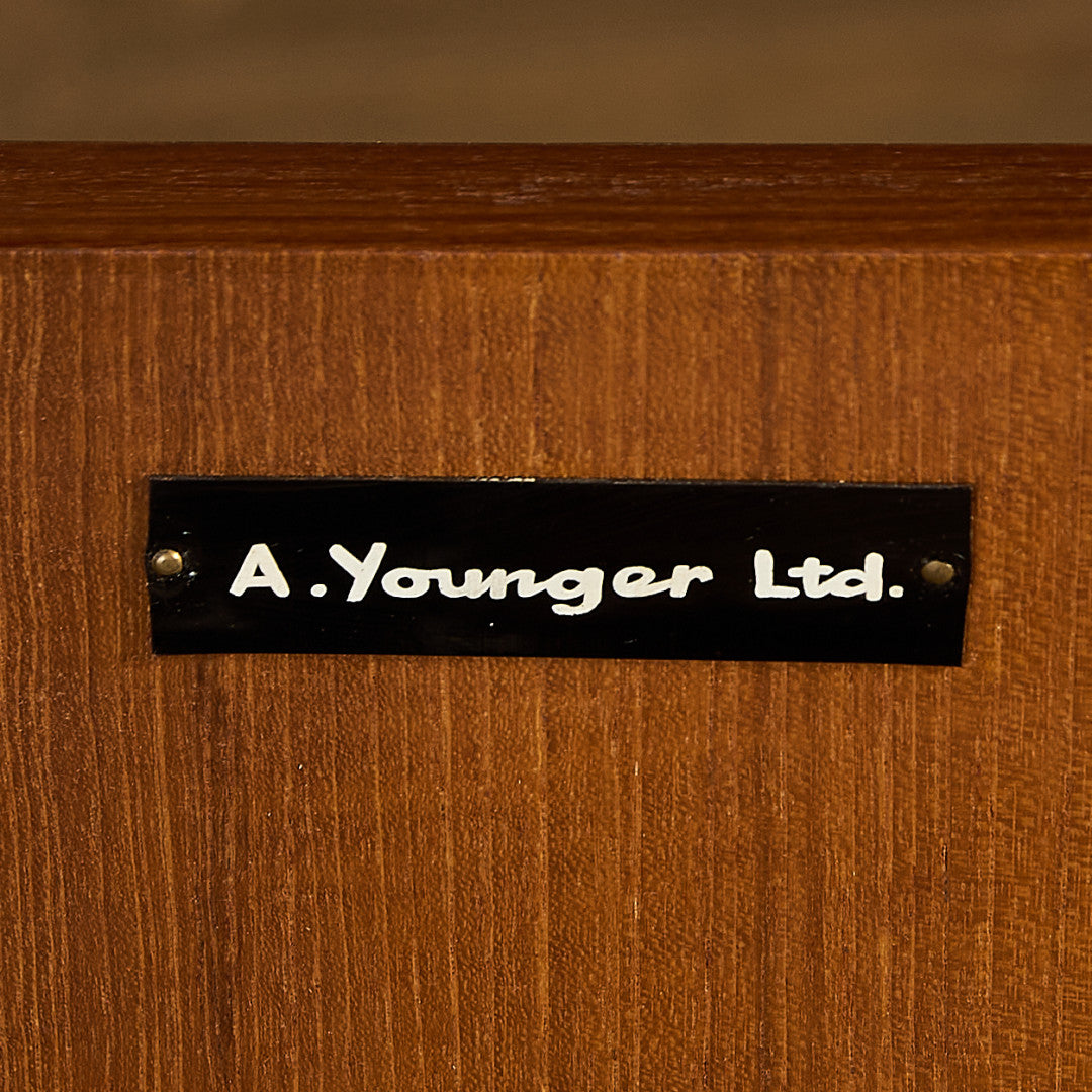 Volany ヴィンテージ サイドボード