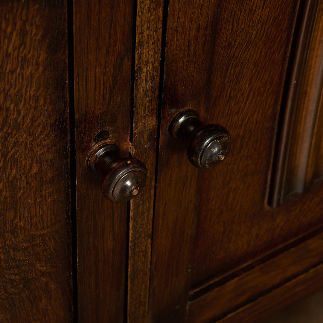 英国 クラシック キャビネット