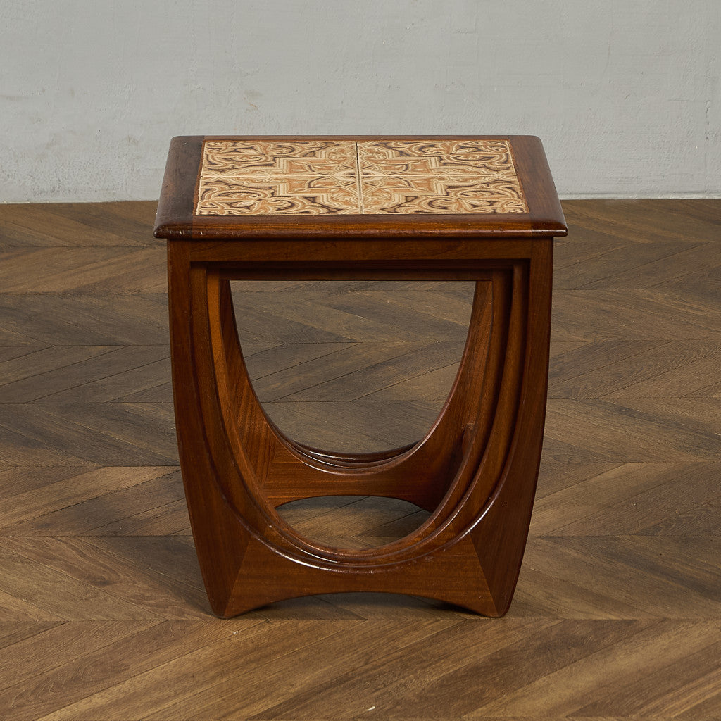 Astro ヴィンテージ タイルトップ ネストテーブル (3552D)