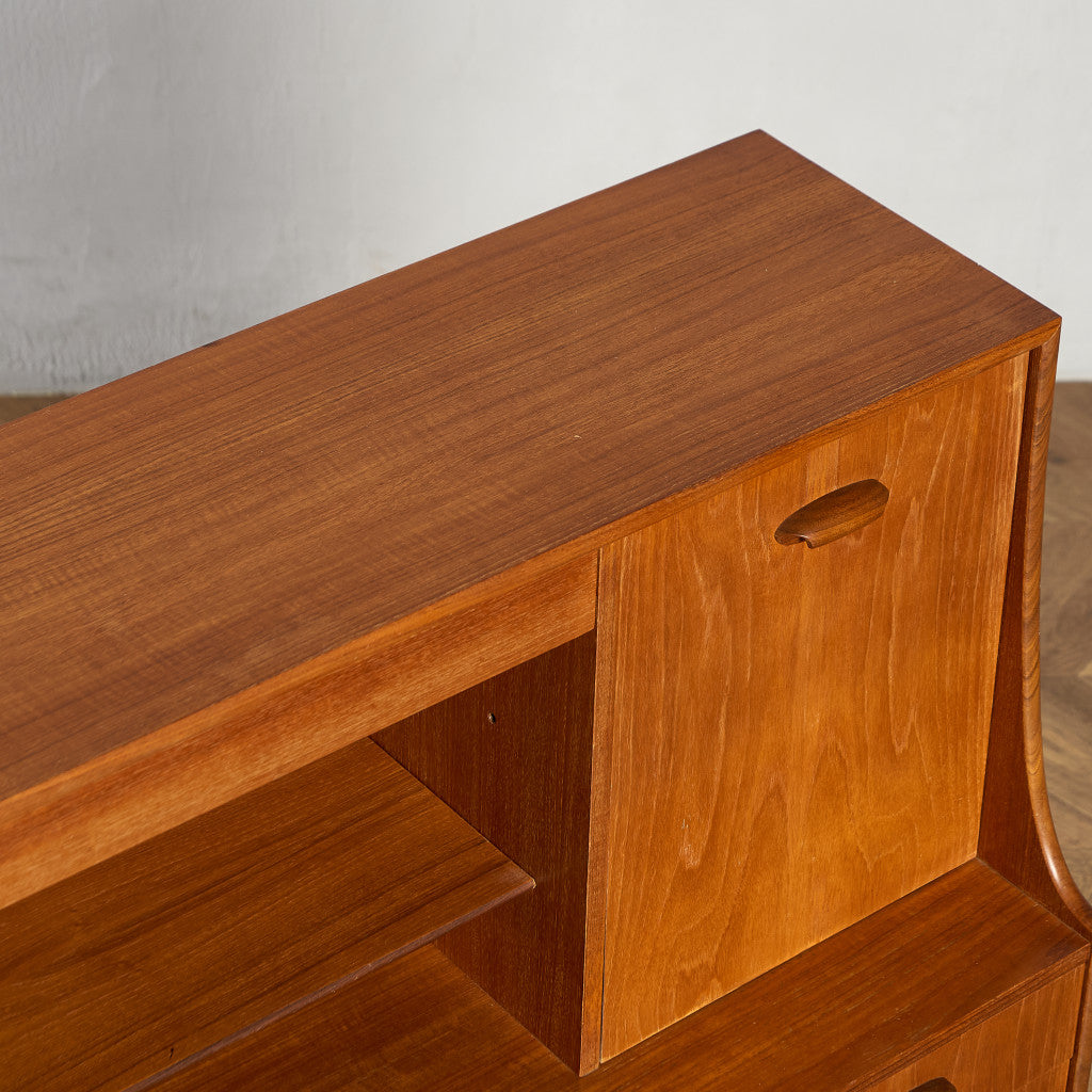 Brasilia ハイ サイドボード