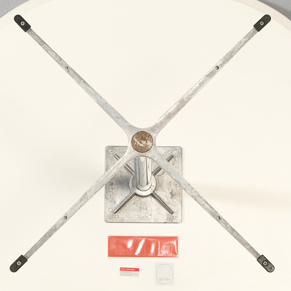 Fritz Hansen A603 Super-circular Table スーパー円テーブル