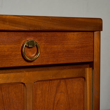 十字扉 ヴィンテージ サイドボード