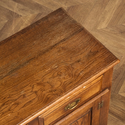 英国 クラシック キャビネット