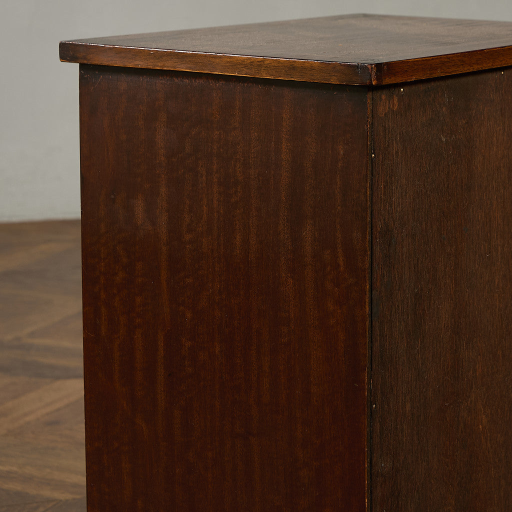 英国 クラシック 4段 サイドチェスト