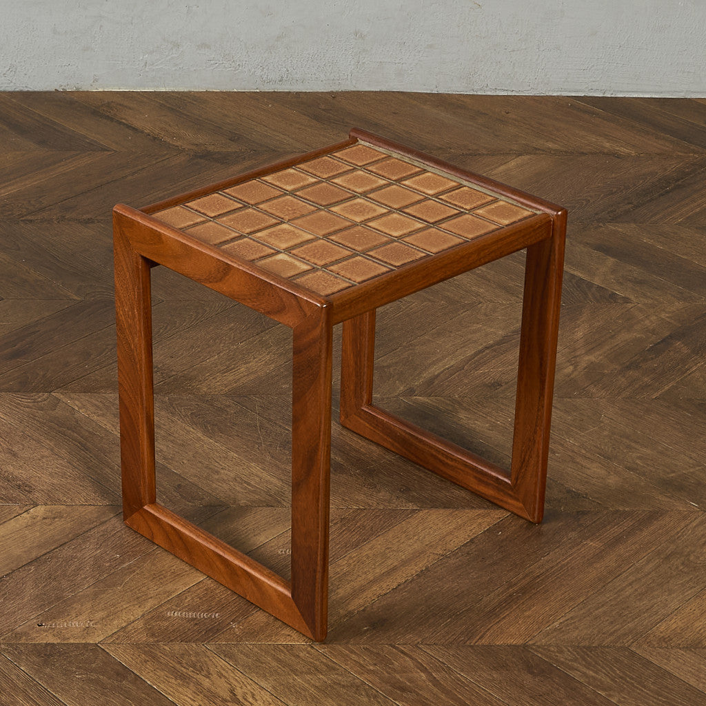 英国 ヴィンテージ タイルトップ ネストテーブル #91883