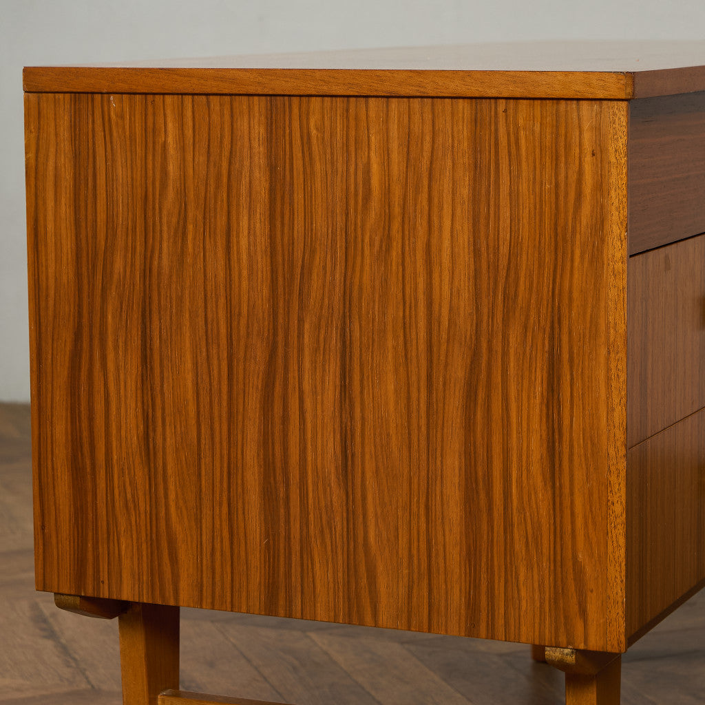 Limelight ヴィンテージ サイドボード