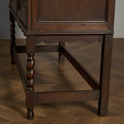 英国 クラシック ウェルシュドレッサー  食器棚