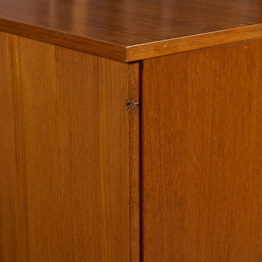 英国 ヴィンテージ キャビネット