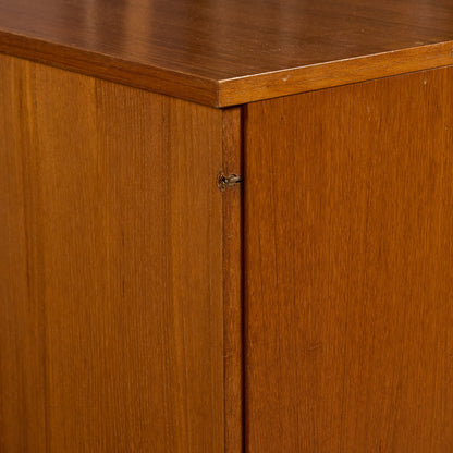 英国 ヴィンテージ キャビネット