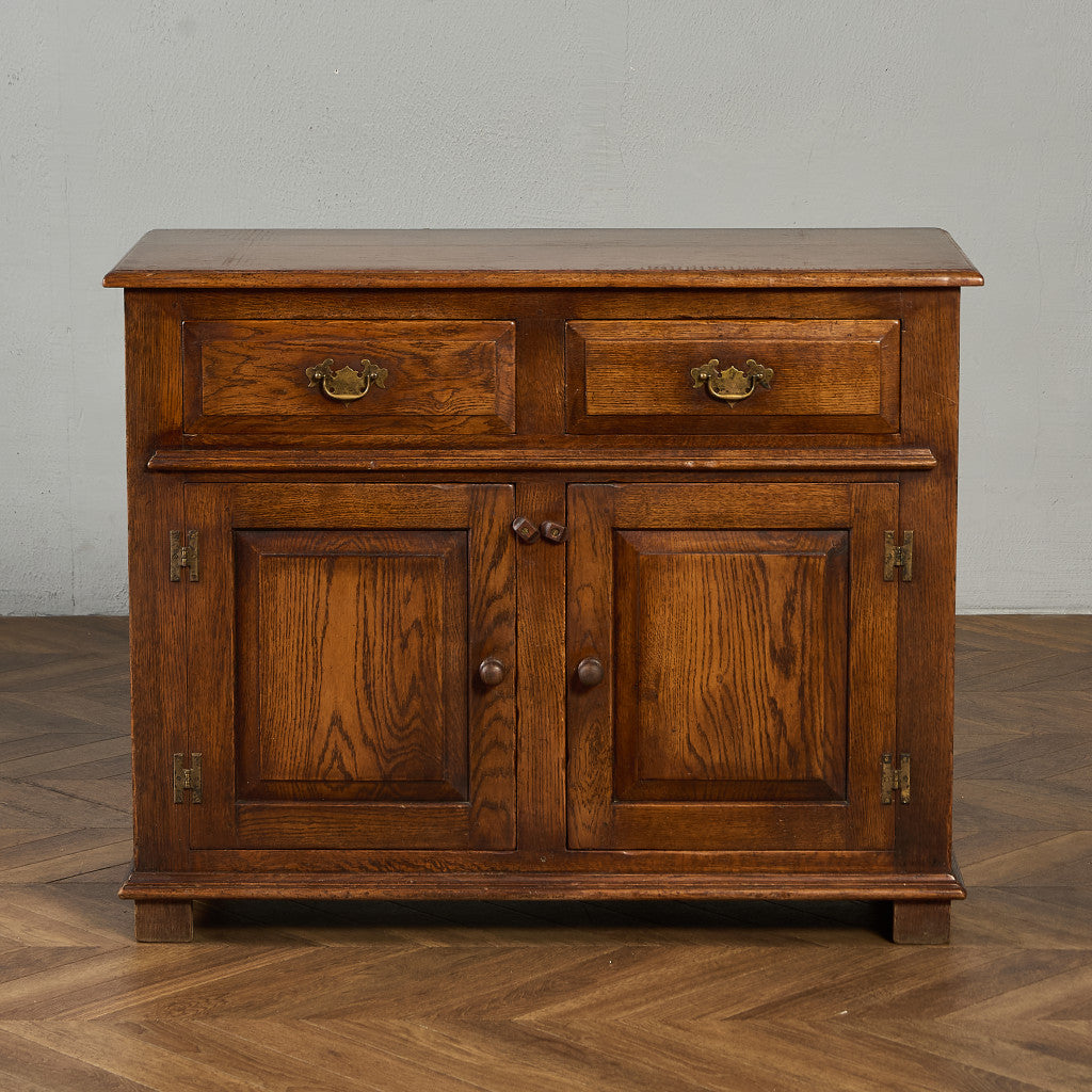 英国 クラシック キャビネット