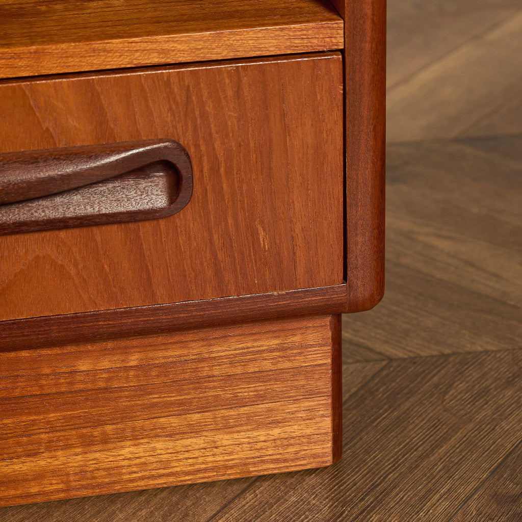 Fresco ナイトテーブル