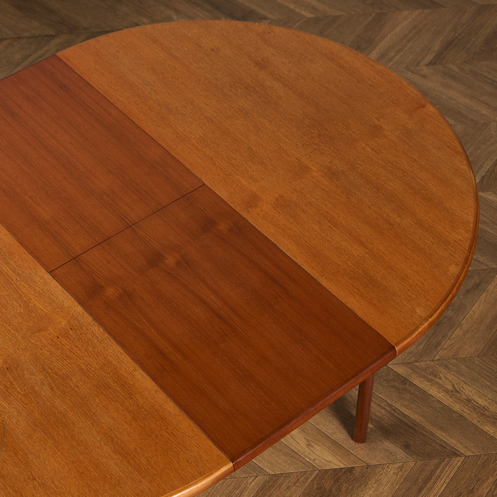 エリオッツ・オブ・ニューべリー Elliotts Of Newbury ヴィンテージ エクステンション ラウンド ダイニングテーブル #98394