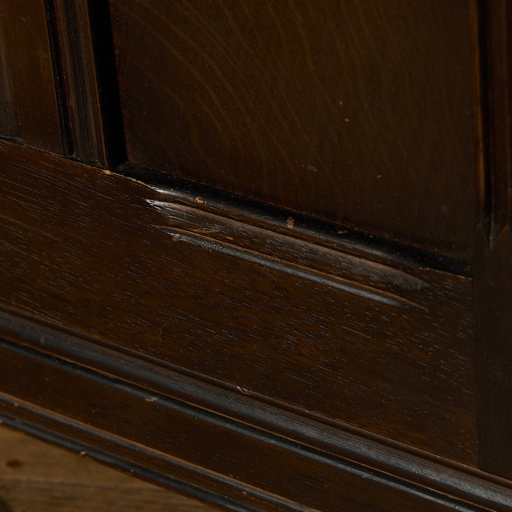 英国 クラシック コートカップボード