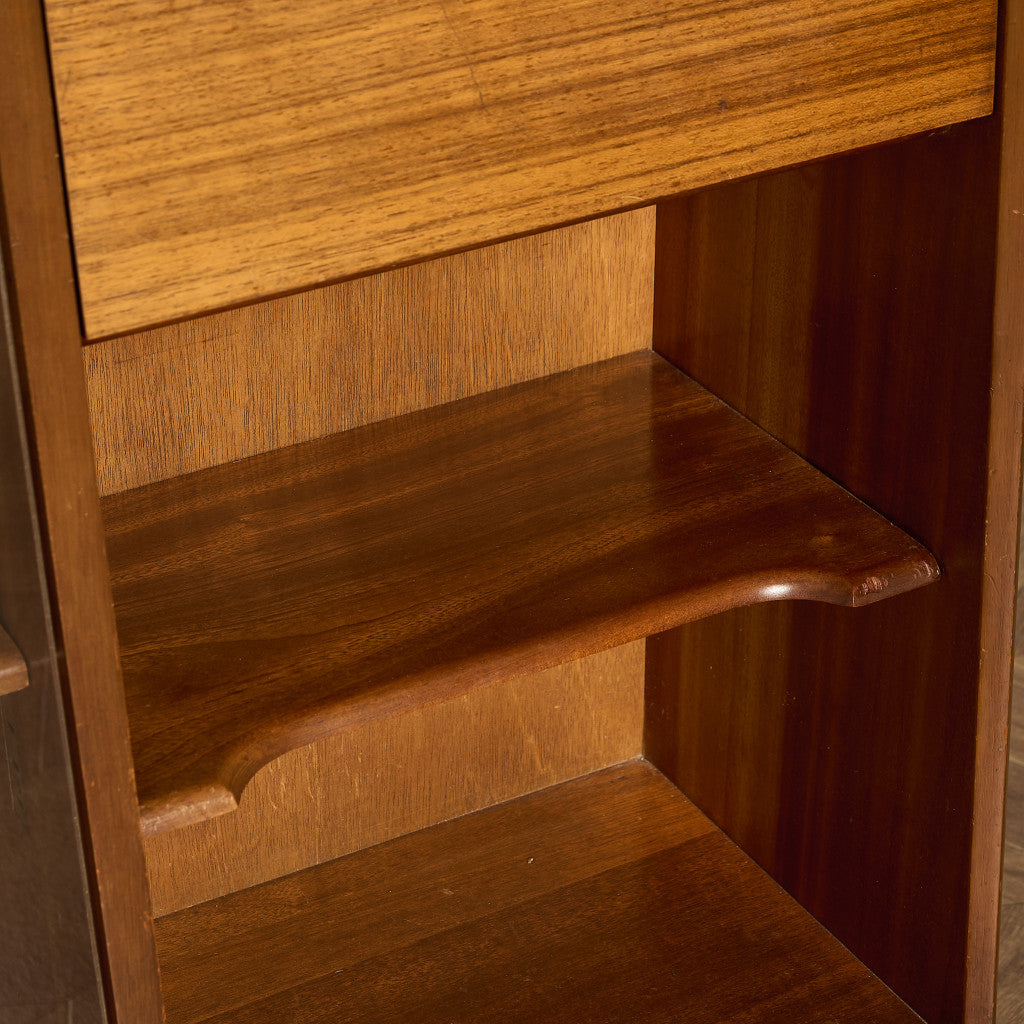 ヴィンテージ ナロー ガラスキャビネット ブックケース