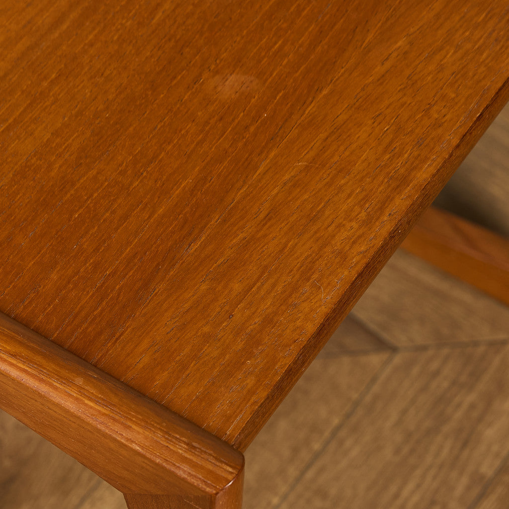 Quadrille ヴィンテージ ネストテーブル