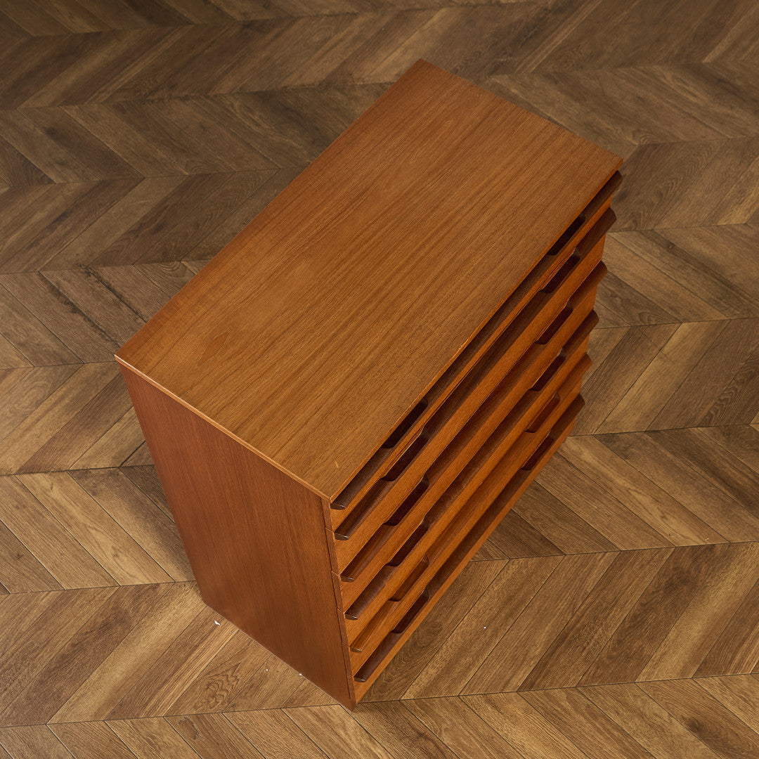 ヴィンテージ 6段 チェスト