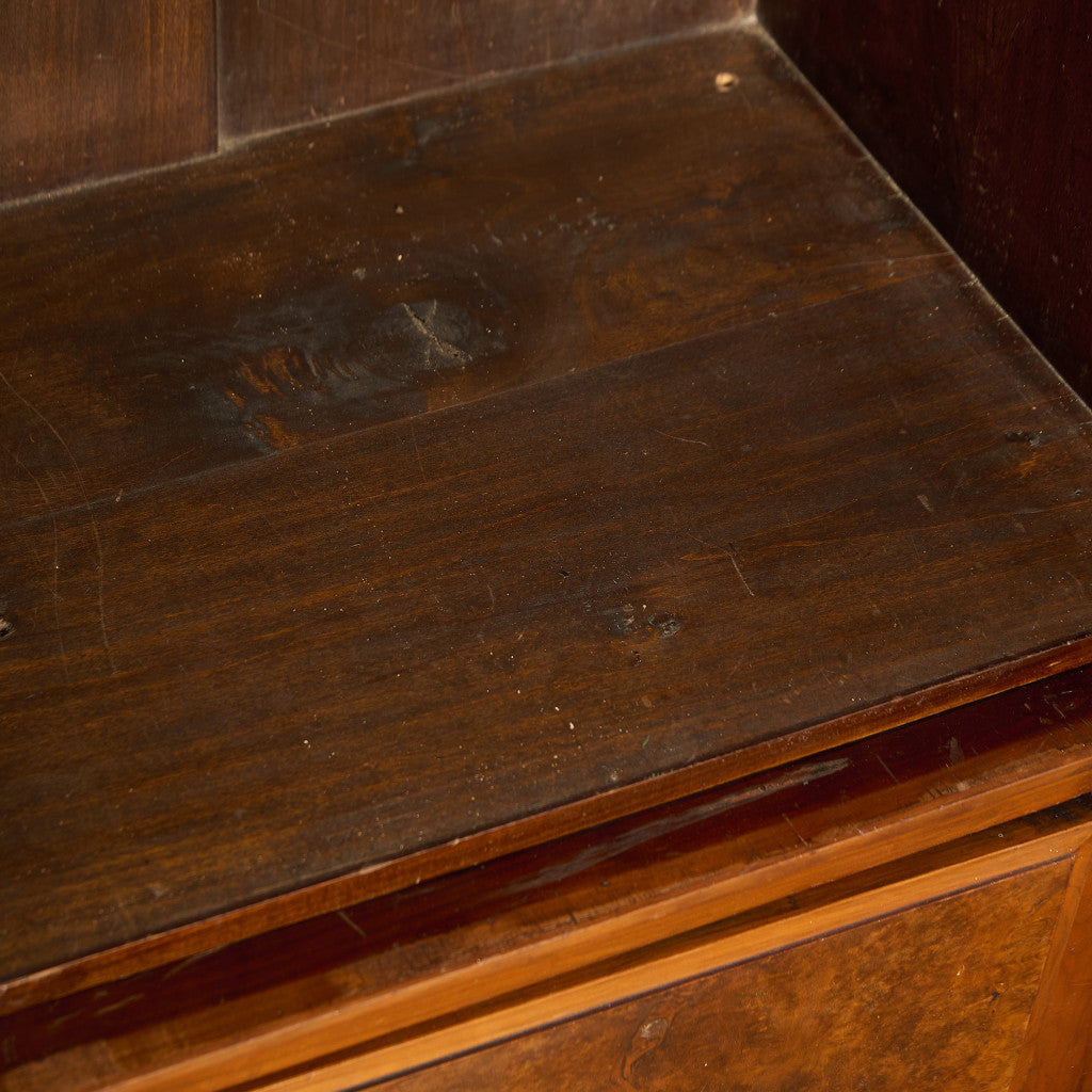 英国 アンティーク ワードローブ