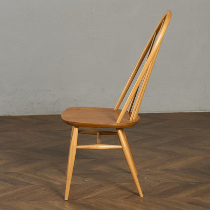 スワンバックチェア  ラウンドメタルラベル