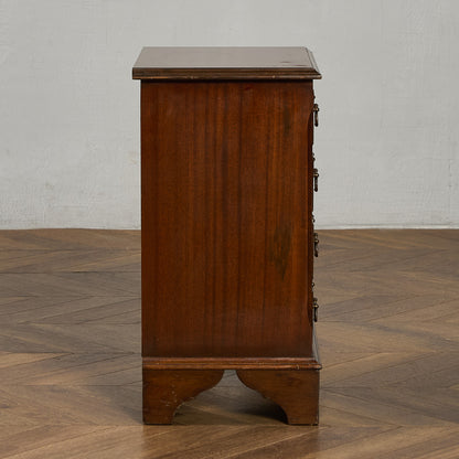 英国 クラシック 4段 サイドチェスト