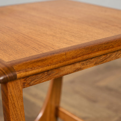 Astro セラミックタイルトップ ネストテーブル