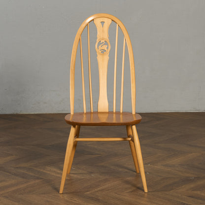 スワンバックチェア  ラウンドメタルラベル