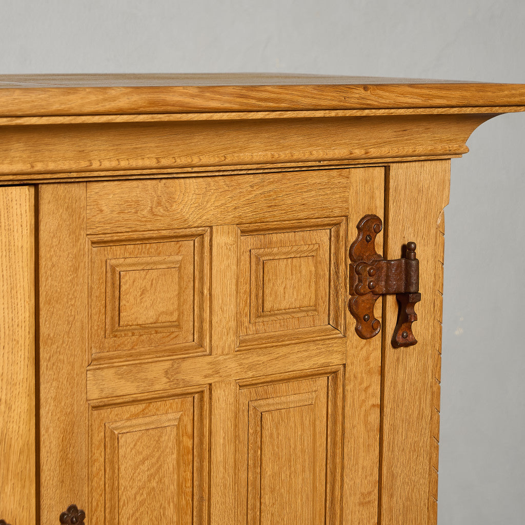 英国 クラシック キャビネット