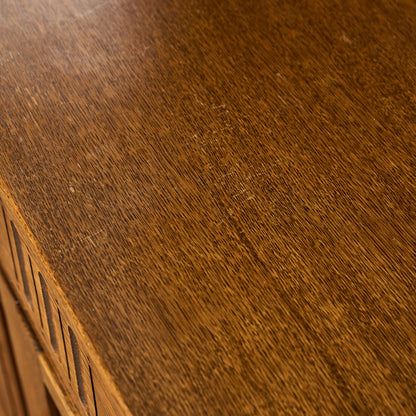 英国クラシック ウェルシュドレッサー  食器棚