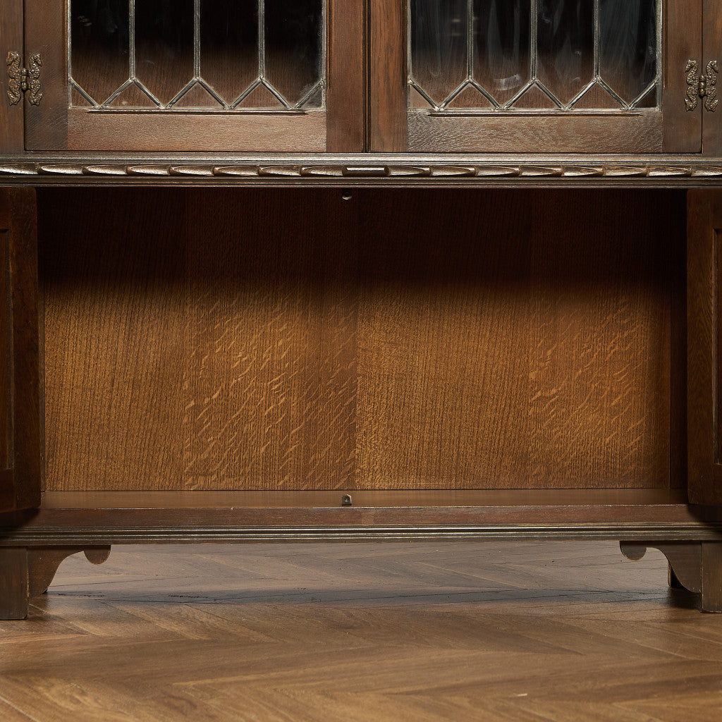 ガラス キャビネット