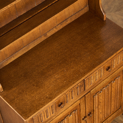 英国クラシック ウェルシュドレッサー  食器棚