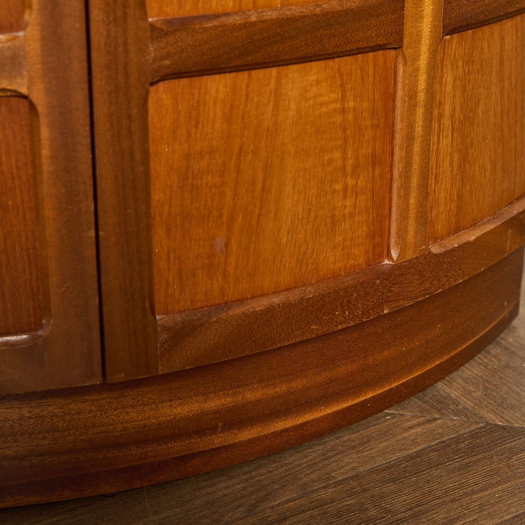 ネイサン Nathan 十字扉 ヴィンテージ トール コーナーキャビネット #95517