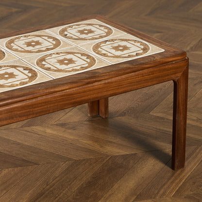 タイルトップ コーヒーテーブル