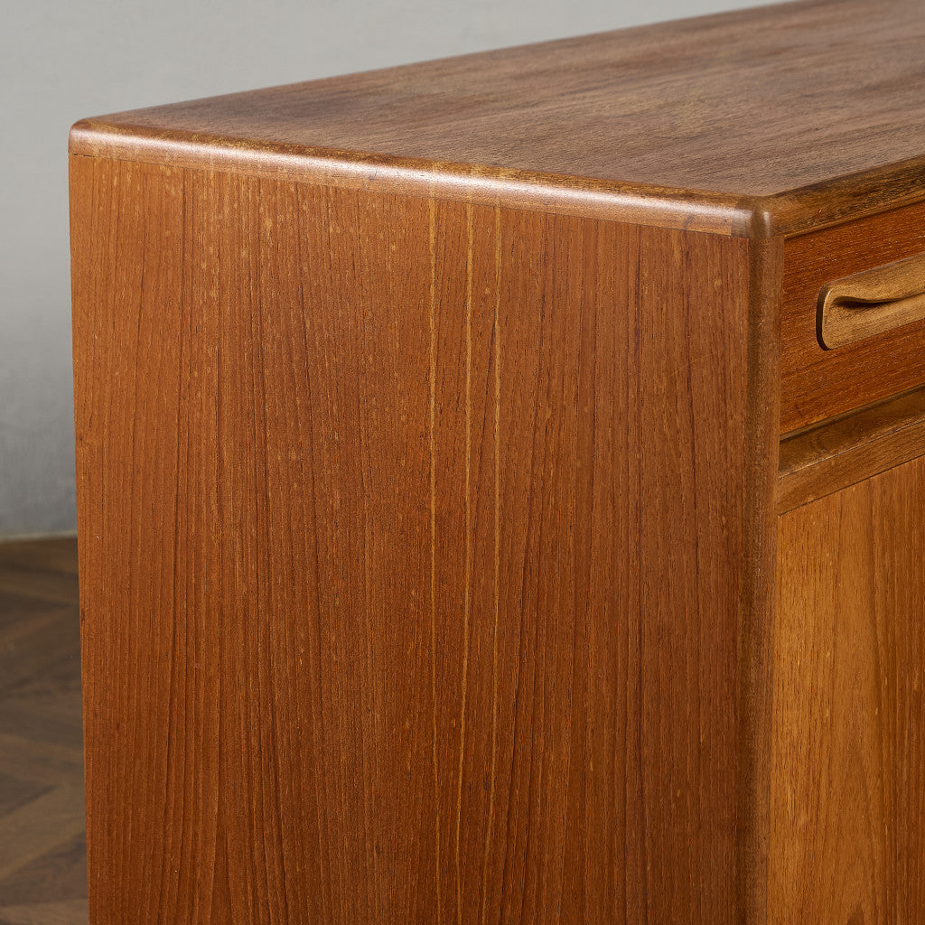 Fresco ヴィンテージ 脚付き サイドボード (4072)