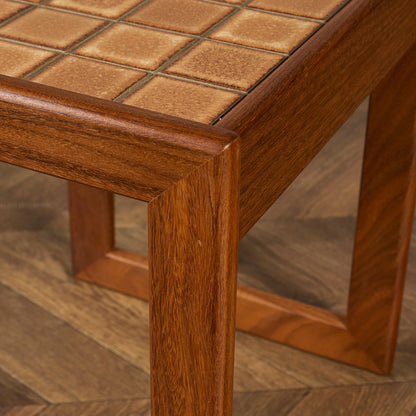 英国 ヴィンテージ タイルトップ ネストテーブル #91883