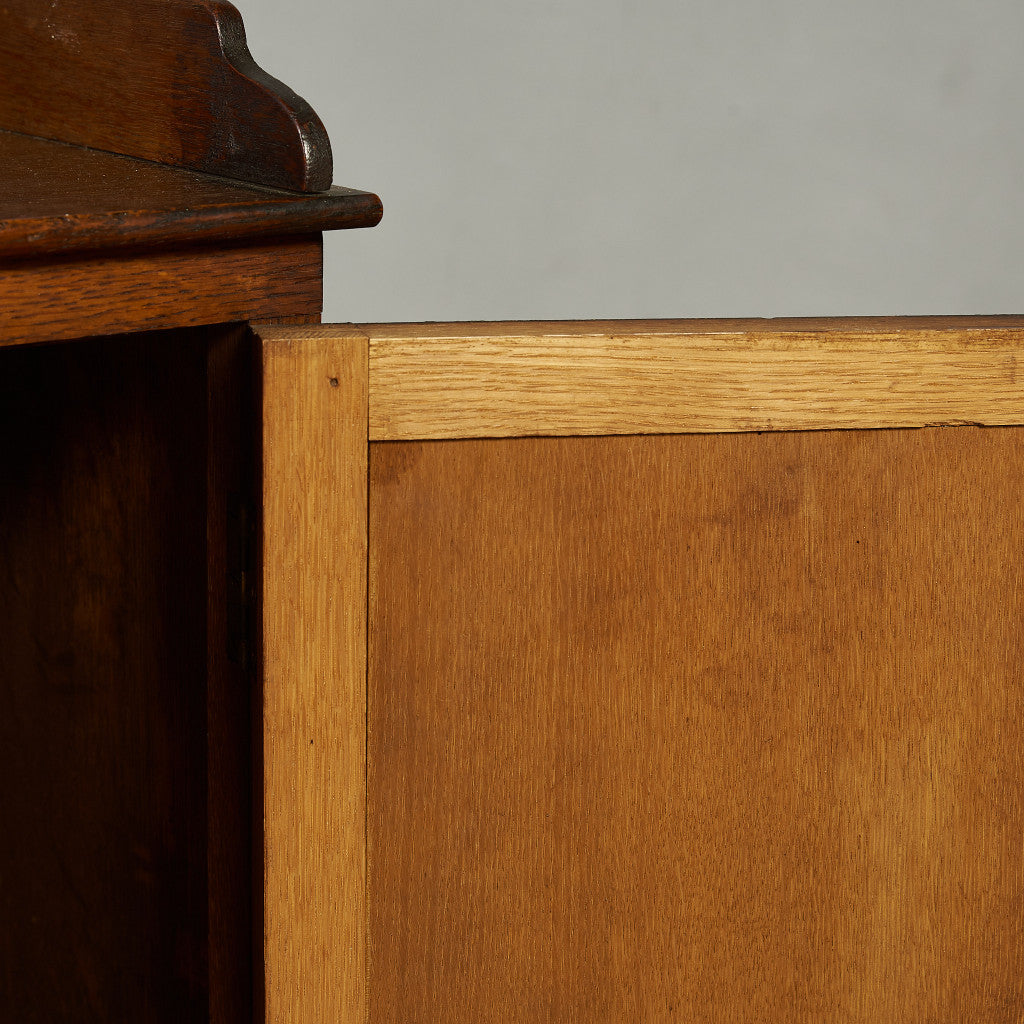 英国 アンティーク キャビネット