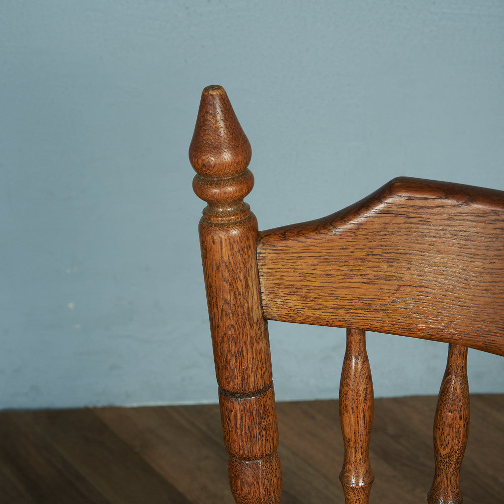 British Classic Spindle Back Chair #81744 – camori ヴィンテージ