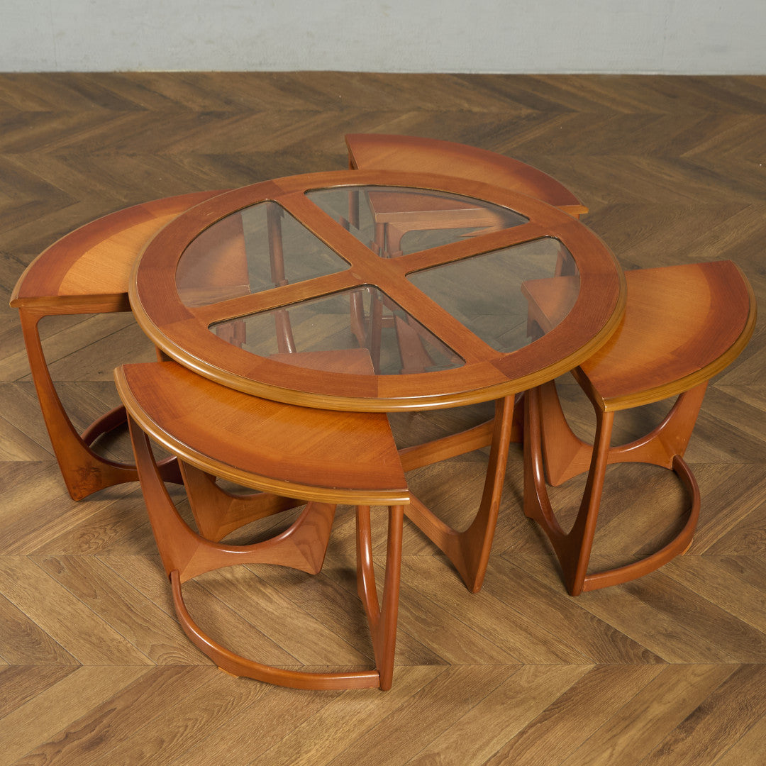 ヴィンテージ ガラストップ ネスト コーヒーテーブル