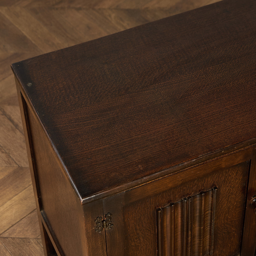 英国 クラシック キャビネット