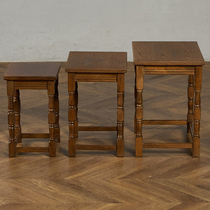 英国 クラシック ネストテーブル