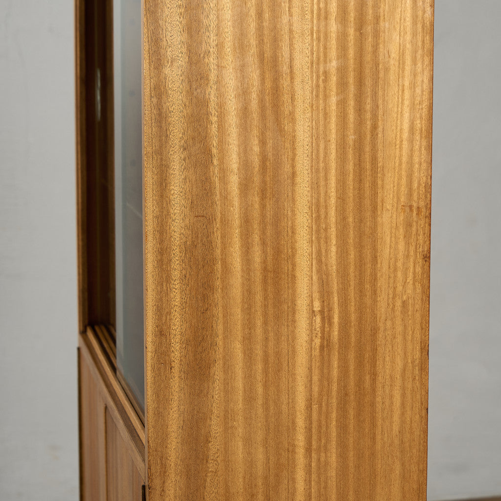 Cumbrae ヴィンテージ ナロー ガラス ブックケース 食器棚