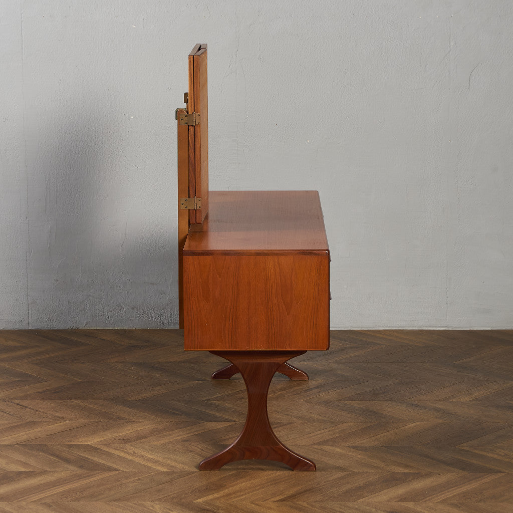 ニューフレスコ ドレッシングデスク (1986)