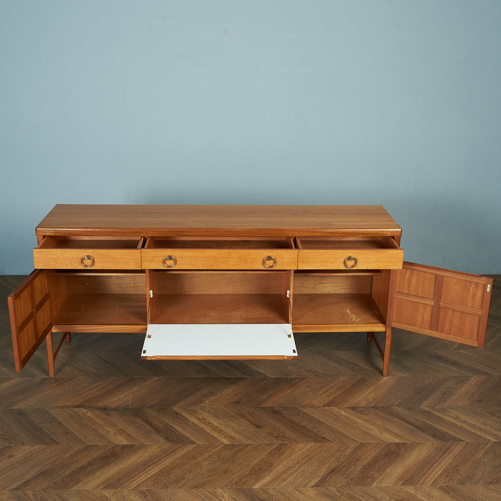 十字扉 ヴィンテージ サイドボード