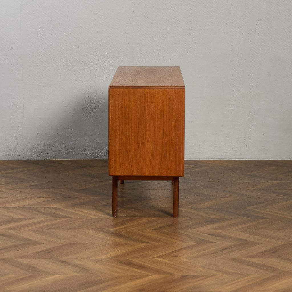 Fresco ヴィンテージ 脚付き サイドボード (4072)