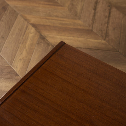 Tola&black ベッドサイドテーブル 206