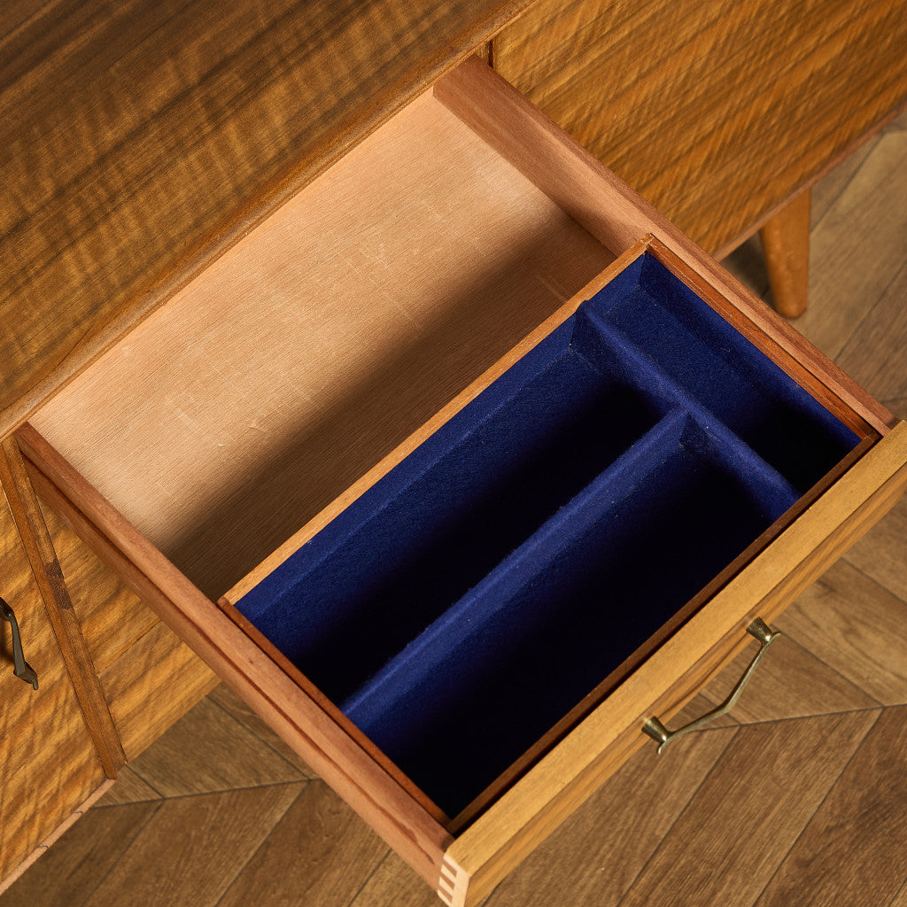 ヴィンテージ サイドボード